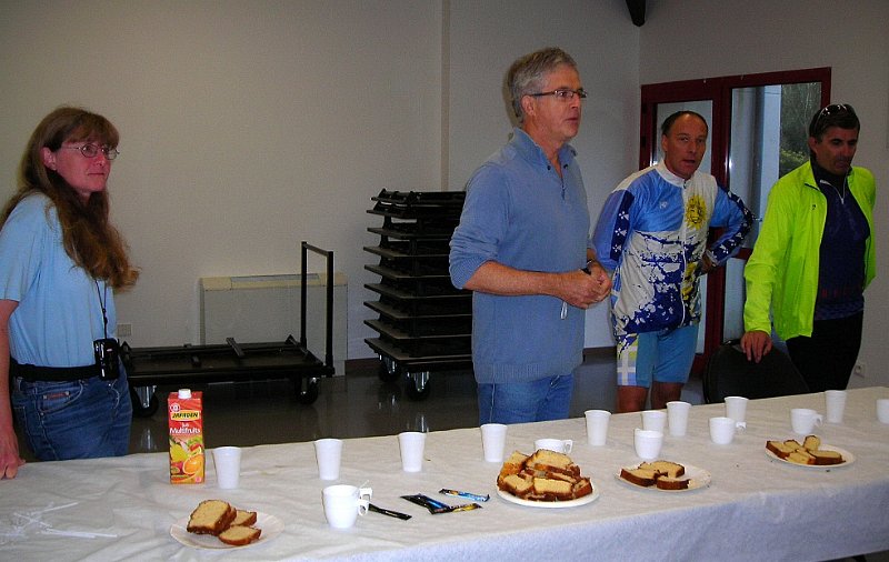 2011-09-25 06 Briefing avant depart.JPG